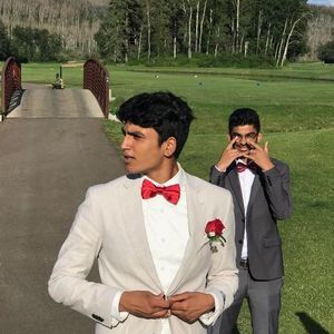 Meet your Posher, Shariq